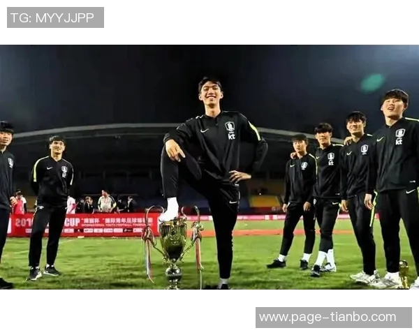 中国足球新星拜合拉木脚后跟进球与沃尔特马德英超神似引发热议